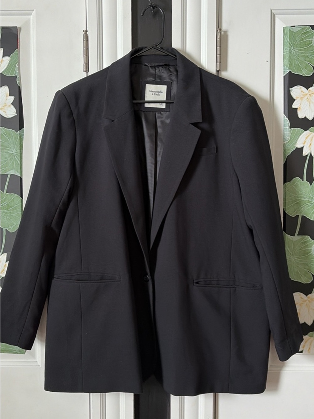 Abercrombie & Fitch Women's Black Tailored Blazer